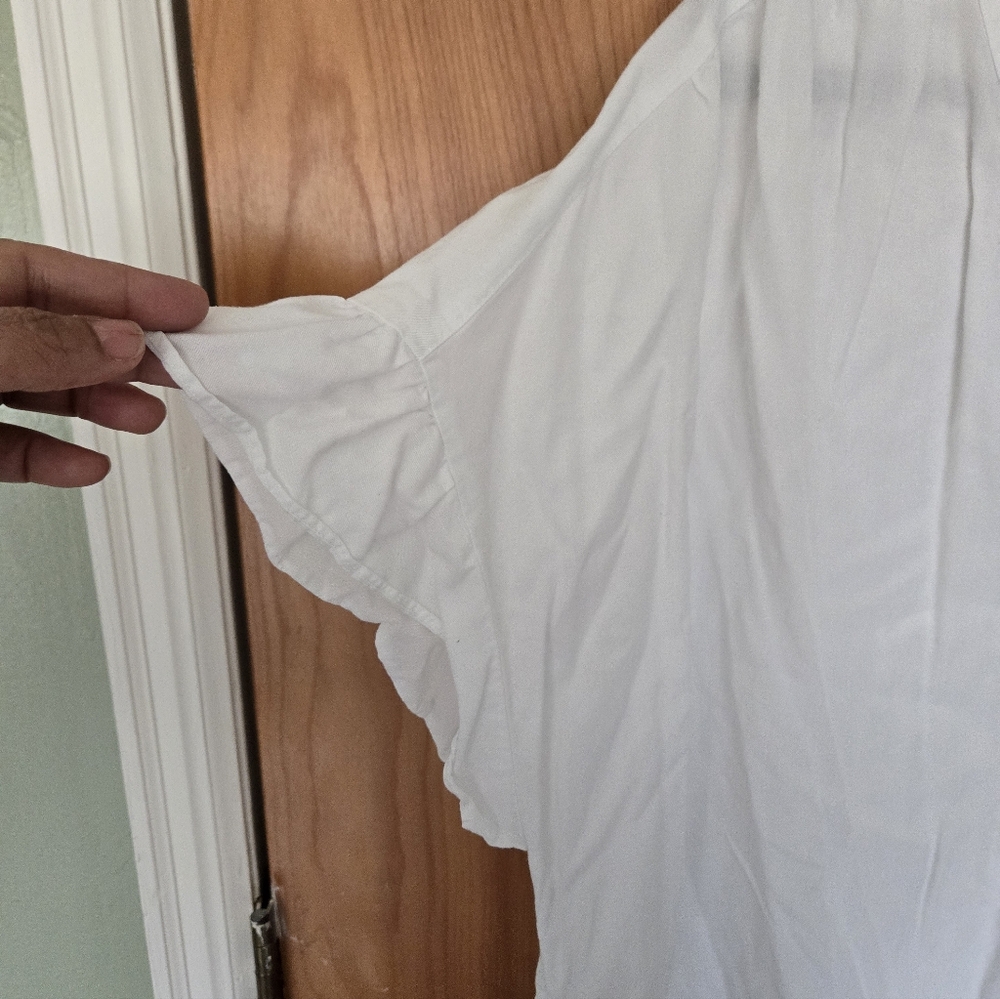 Crown & Ivy White Ruffle Sleeve Blouse - Picture 3 of 4